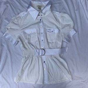 Vertigo Paris White Blouse/ W Belt Size (M) Off White Collared Button Down Shirt
